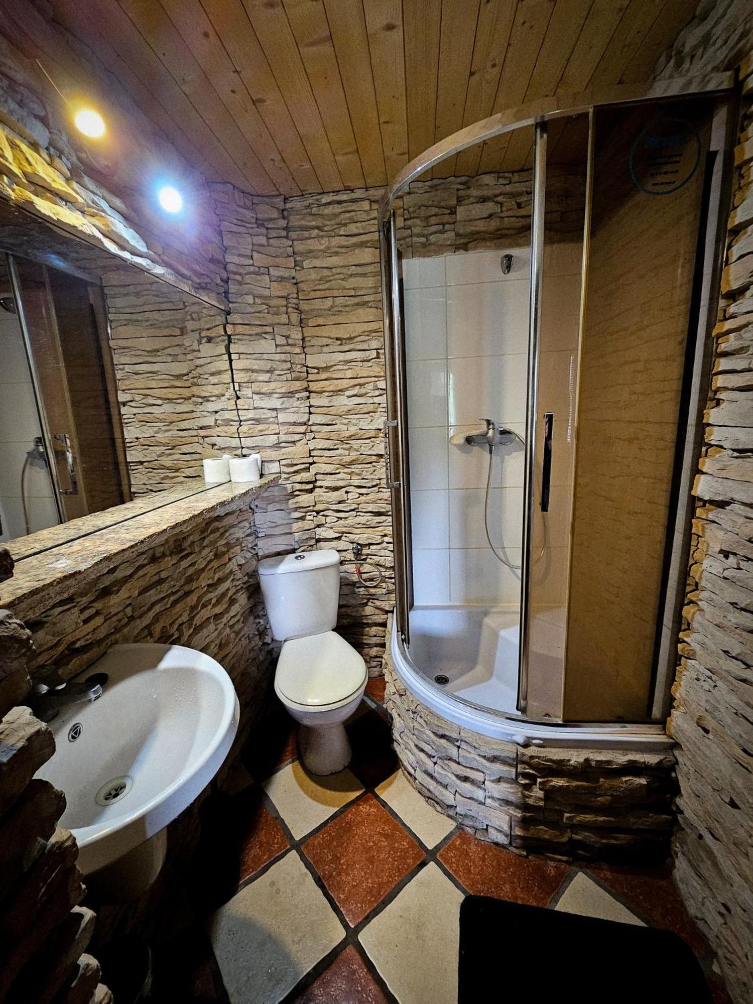 Domek Letniskowy Caloroczny W Rzemieniu Villa Ngoại thất bức ảnh