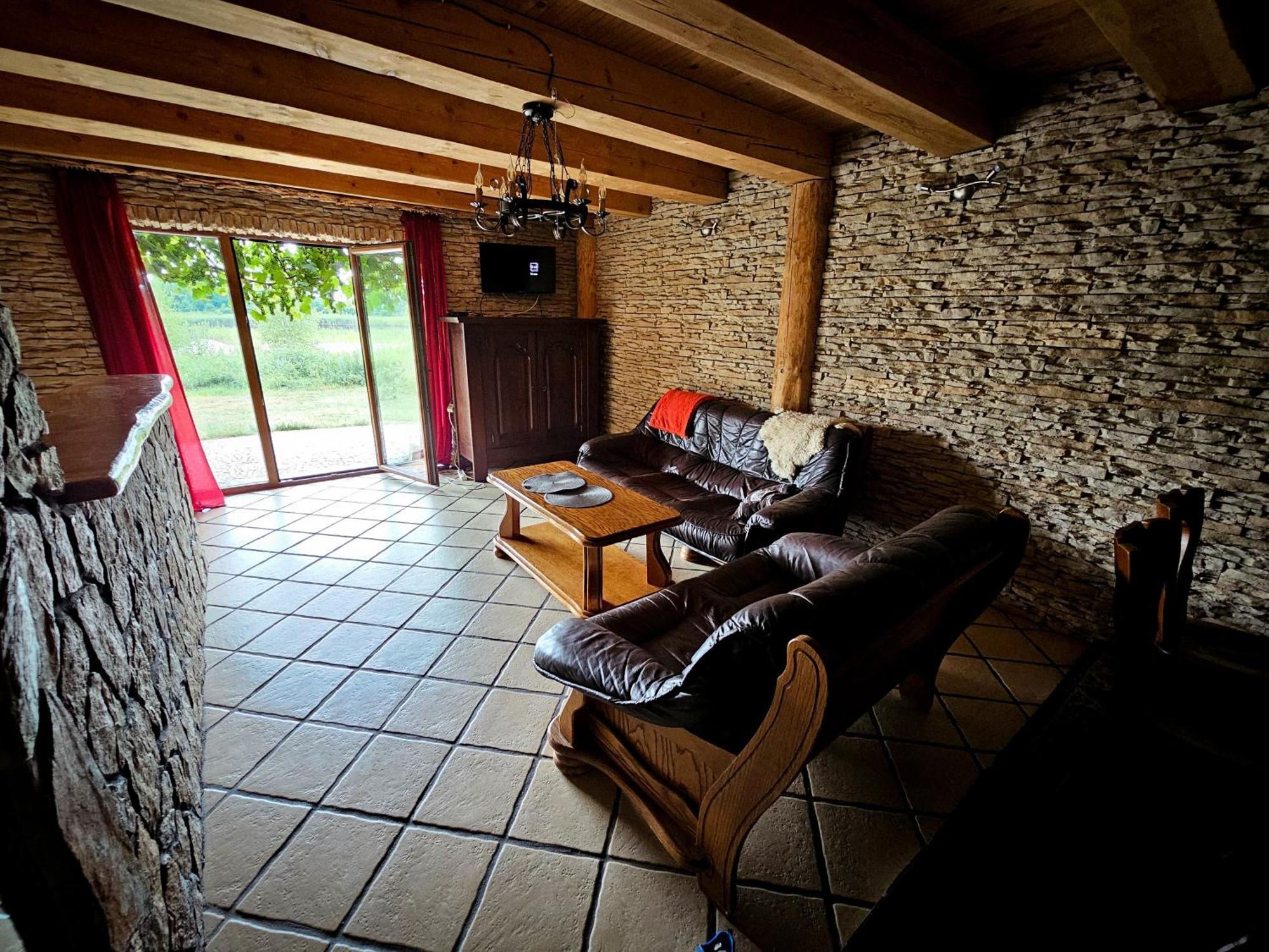Domek Letniskowy Caloroczny W Rzemieniu Villa Ngoại thất bức ảnh