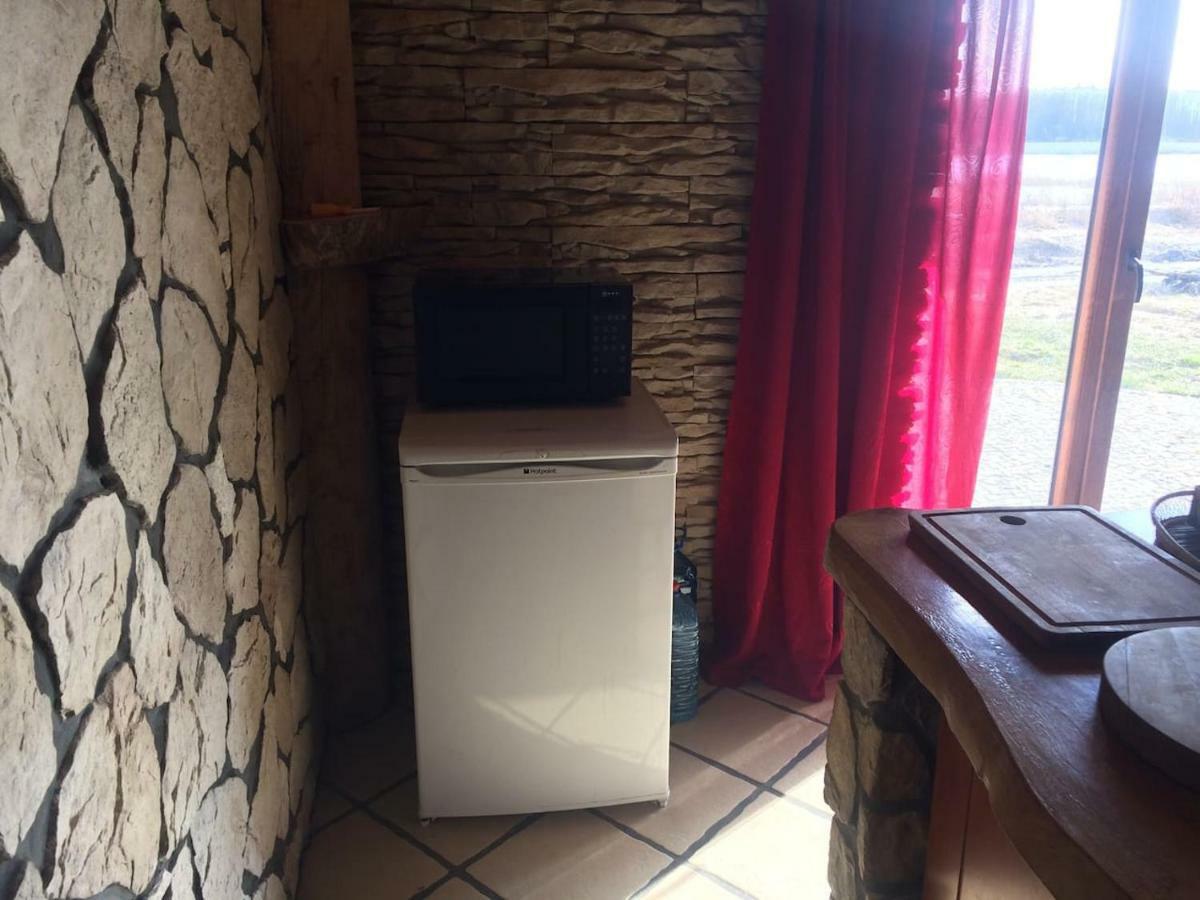 Domek Letniskowy Caloroczny W Rzemieniu Villa Ngoại thất bức ảnh